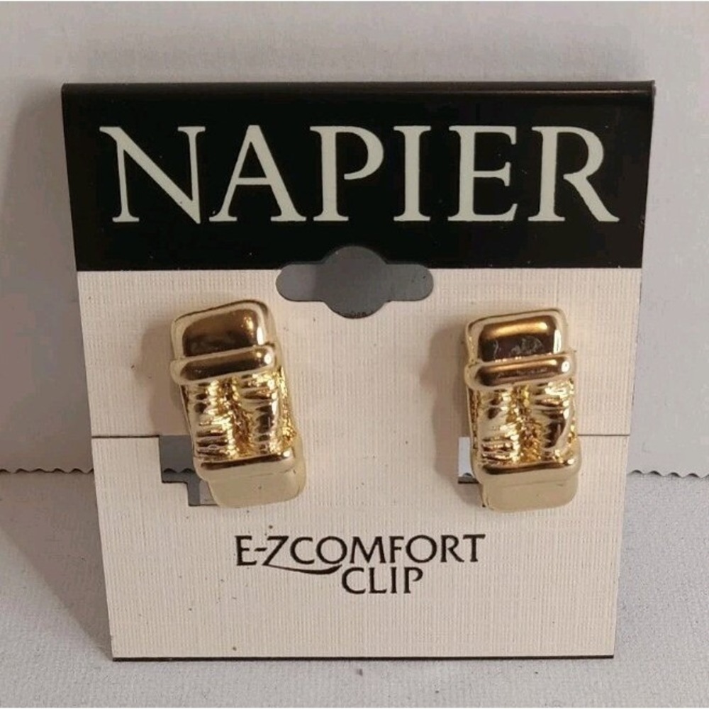 Napier Gold Tone E-Z Comfort Clip On Earrings Textured Tiered Vintage Style